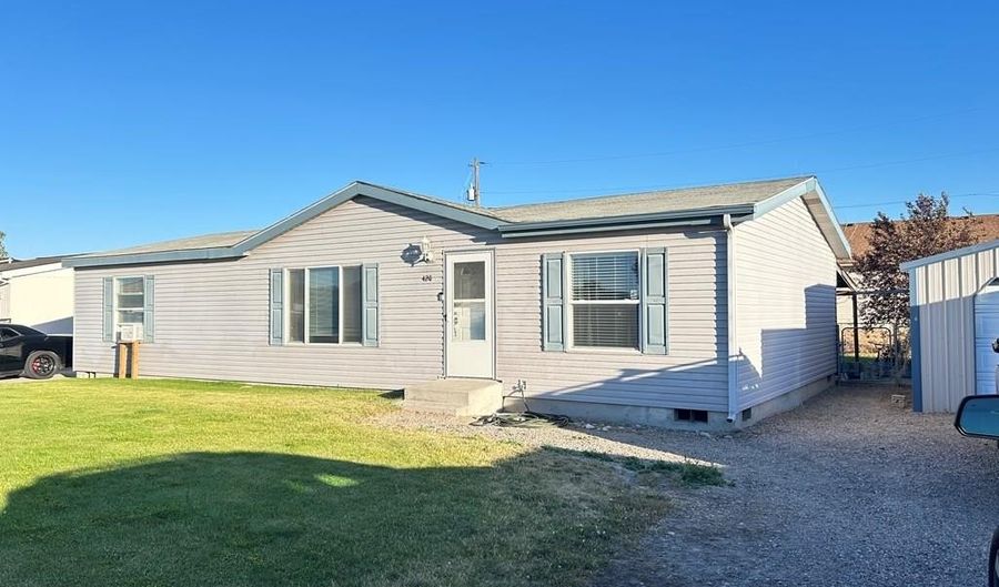 420 Ward Dr, Blackfoot, ID 83221 - 3 Beds, 2 Bath