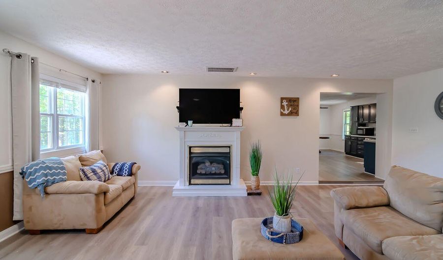 6740 Wisdom Dock Rd, Albany, KY 42602 - 3 Beds, 2 Bath