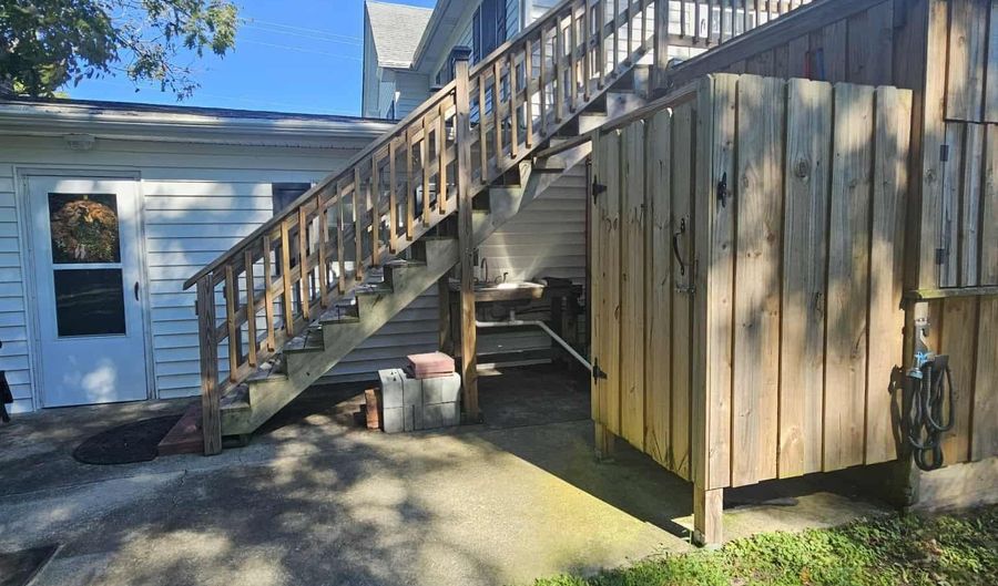 524 Aydlett Rd, Aydlett, NC 27916 - 3 Beds, 3 Bath