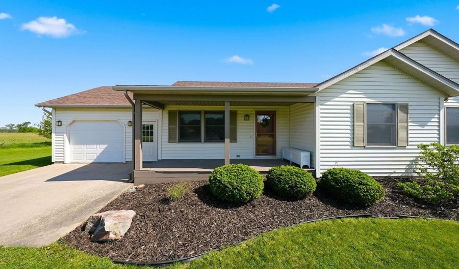 4511 State Road 8, Auburn, IN 46706 - 3 Beds, 2 Bath