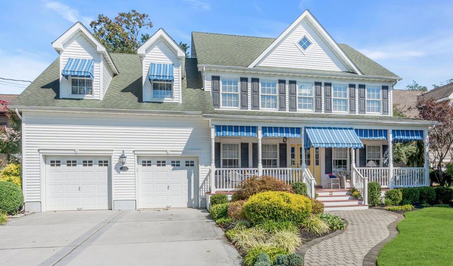 22 Woodland Ave, Manasquan, NJ 08736 - 5 Beds, 3 Bath