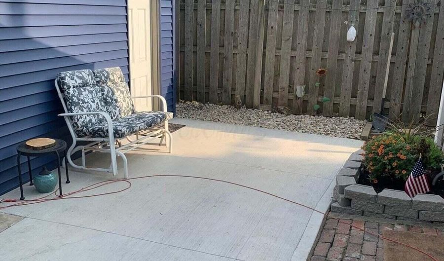 1303 Elmwood Ave, Columbus, OH 43212 - 2 Beds, 2 Bath