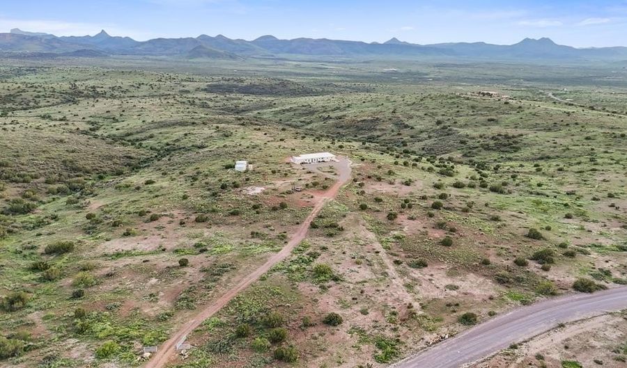 110 High Lonesome, Alpine, TX 79830 - 3 Beds, 2 Bath