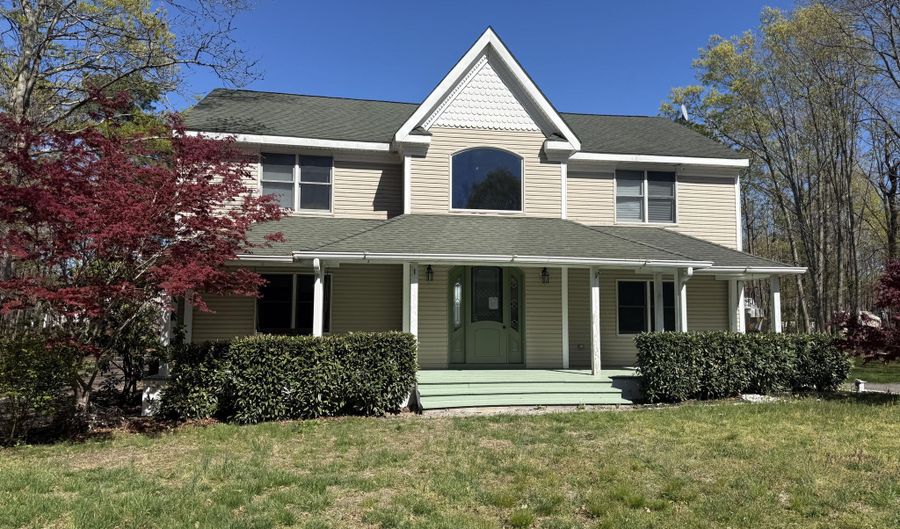 605 Farrelly Ave, Bayville, NJ 08721 - 5 Beds, 3 Bath
