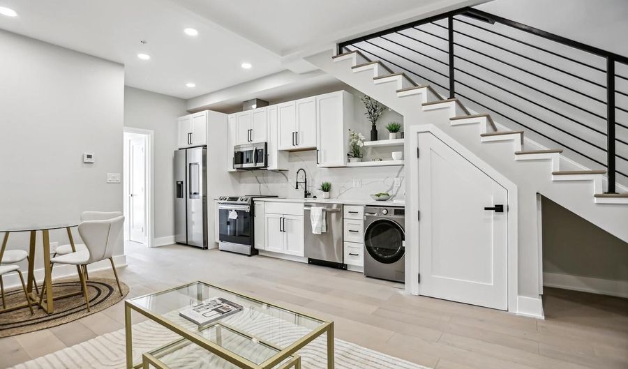 611 KENNEDY St NW #402, Washington, DC 20011 - 3 Beds, 2 Bath