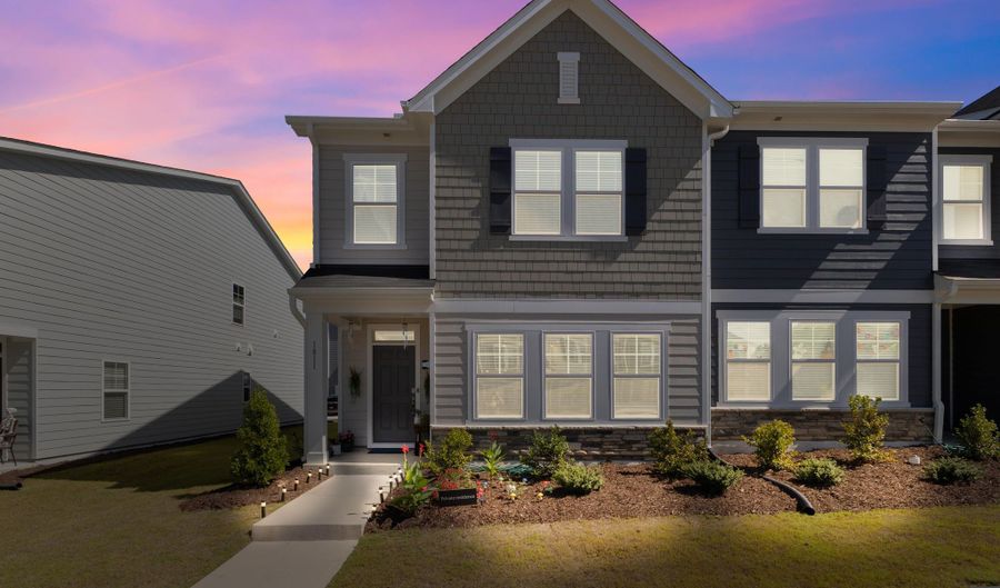 1811 Aspen River Ln, Apex, NC 27502 - 3 Beds, null Bath