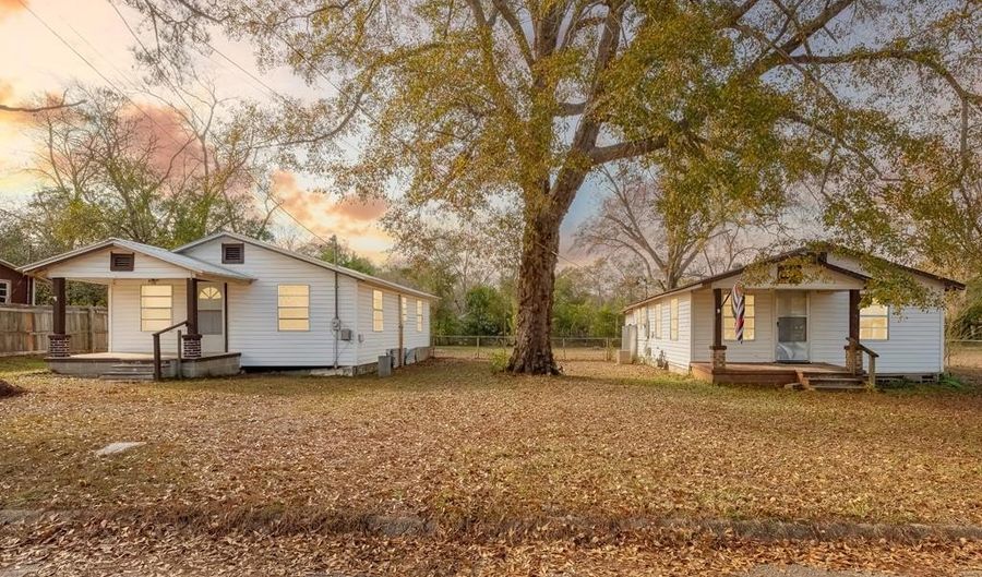 515 517 Mock St, Andalusia, AL 36420 - 2 Beds, 1 Bath