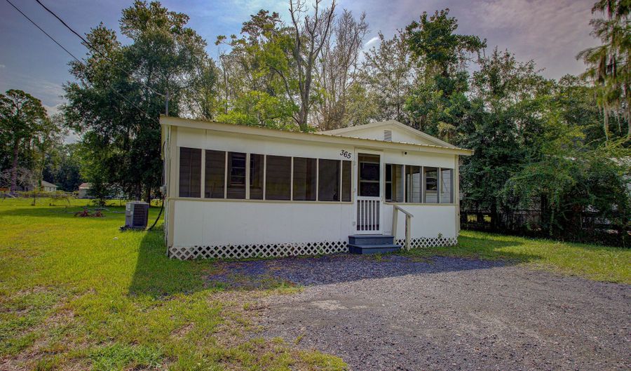 365 DELMONTE St, Baldwin, FL 32234 - 3 Beds, 1 Bath