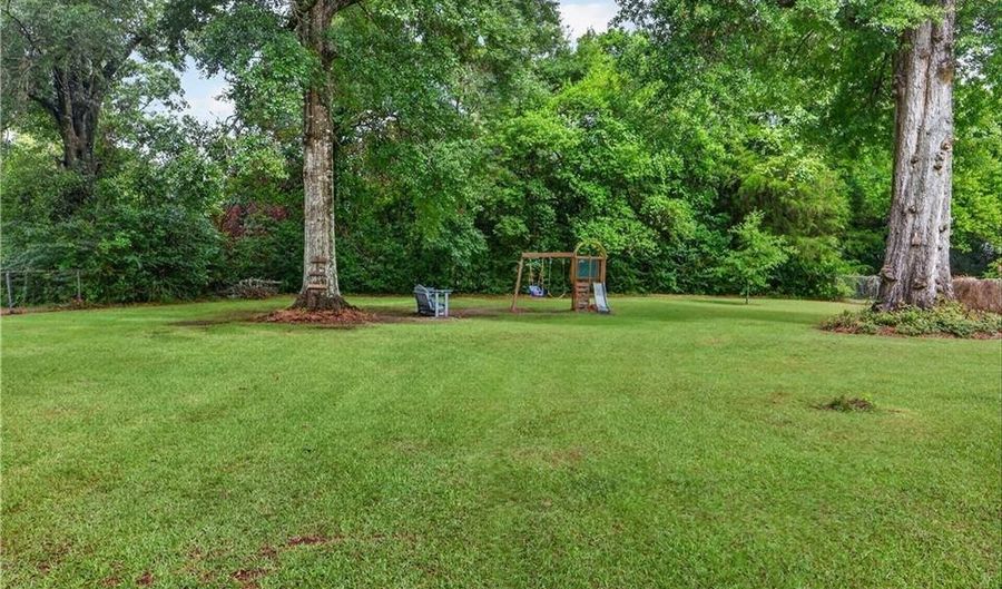59391 Highway 439 Hwy, Bogalusa, LA 70427 - 3 Beds, 2 Bath