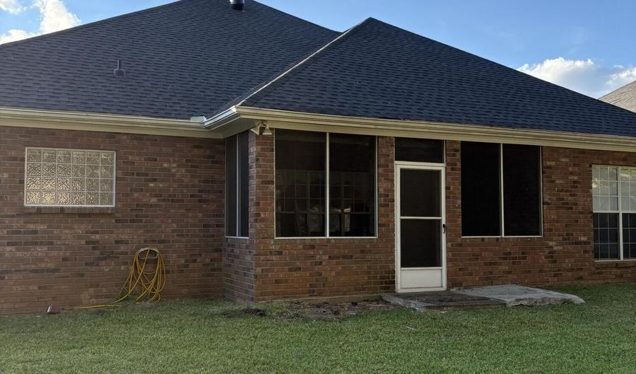 116 Pavilion Dr, Brandon, MS 39042 - 2 Beds, 2 Bath