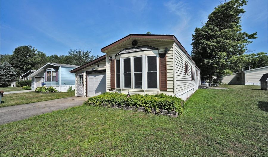 182 Bush Gdns, Alden, NY 14004 - 2 Beds, 1 Bath
