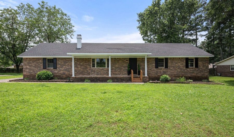 117 Bates St, Athens, AL 35611 - 3 Beds, 2 Bath