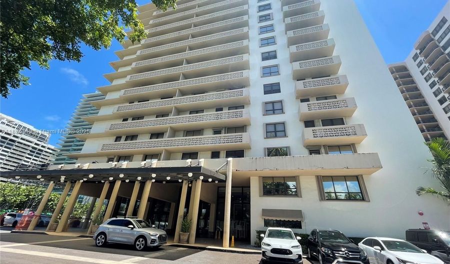 10185 Collins Ave 318, Bal Harbour, FL 33154 - 1 Beds, 1 Bath