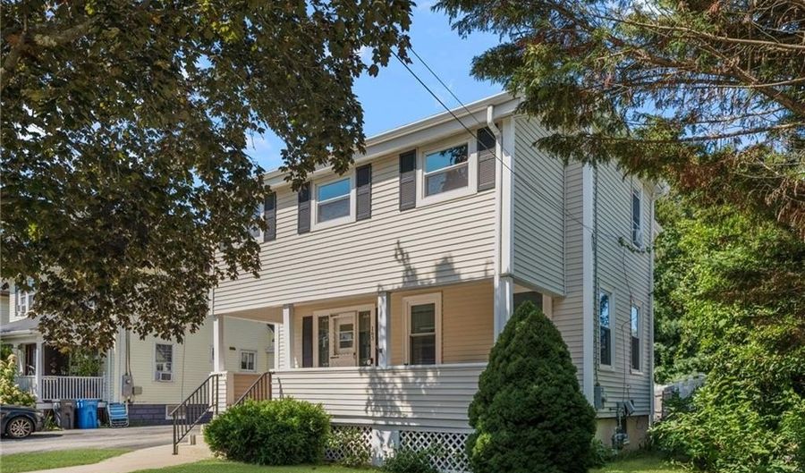 163 Bluff Ave, Cranston, RI 02905 - 4 Beds, 2 Bath