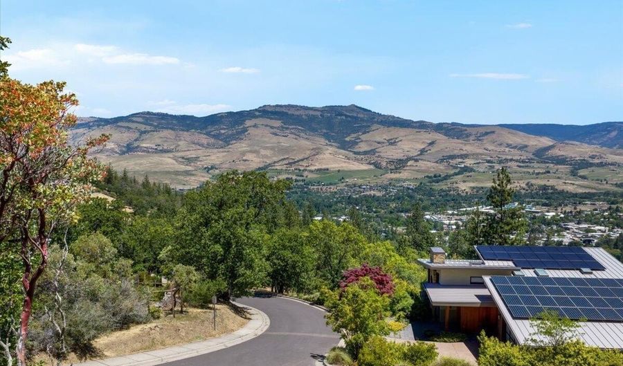 163 Hitt Rd, Ashland, OR 97520 - 0 Beds, 0 Bath