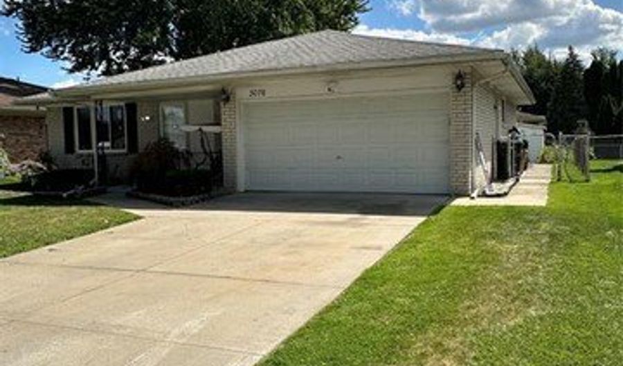 3076 Charity Dr, Sterling Heights, MI 48310 - 3 Beds, 3 Bath