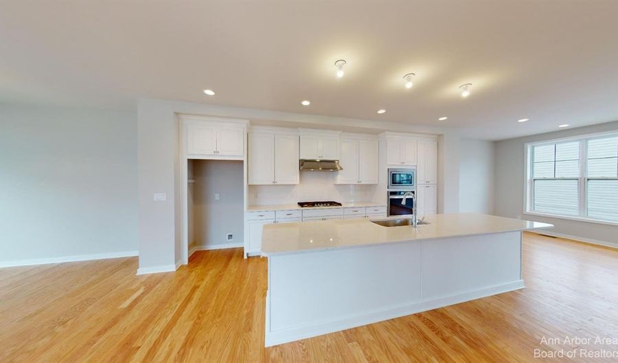 2877 Rayfield Ave, Ann Arbor, MI 48105 - 4 Beds, 4 Bath