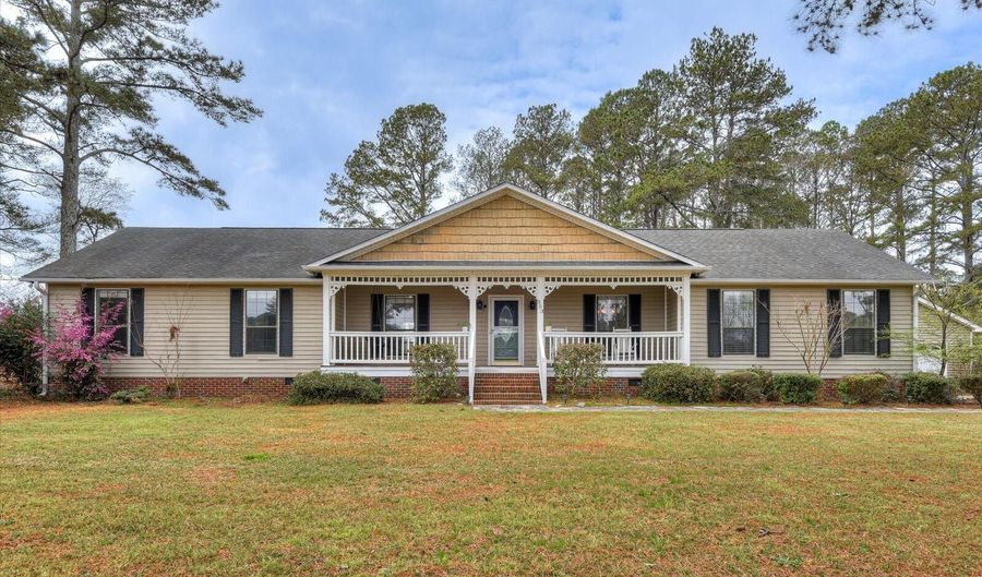 353 Little Creek Dr, Batesburg Leesville, SC 29070 - 4 Beds, 3 Bath