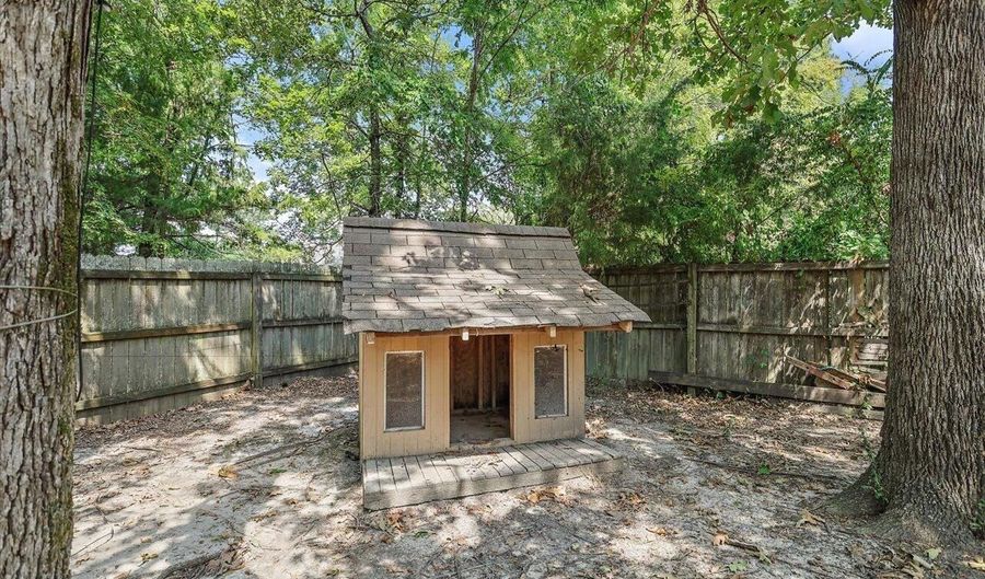 232 Mallard Dr, Brandon, MS 39047 - 3 Beds, 2 Bath