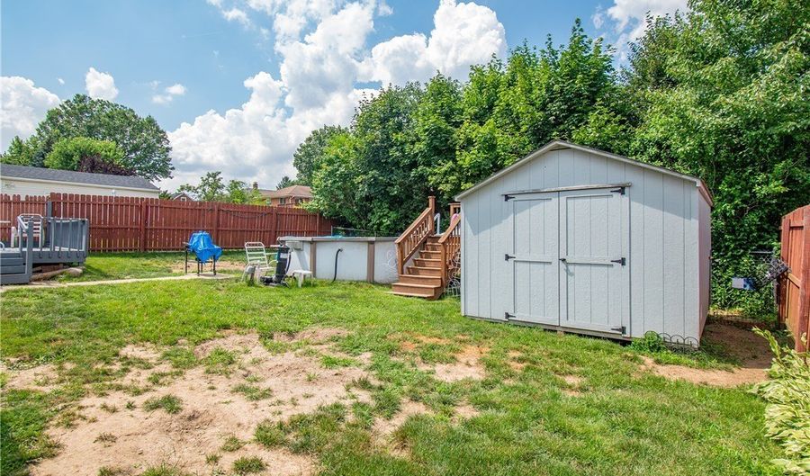 119 Clinton Ave, Akron, OH 44301 - 2 Beds, 2 Bath