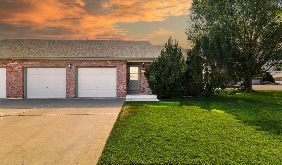 5503 HACKER Cir, Cheyenne, WY 82009 - 4 Beds, 3 Bath