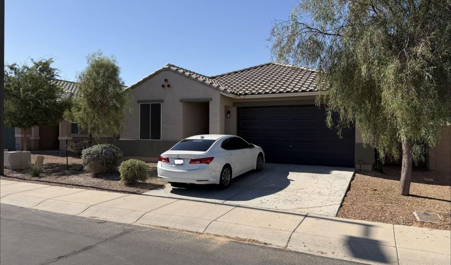 24740 W JESSICA Ln, Buckeye, AZ 85326 - 3 Beds, 2 Bath