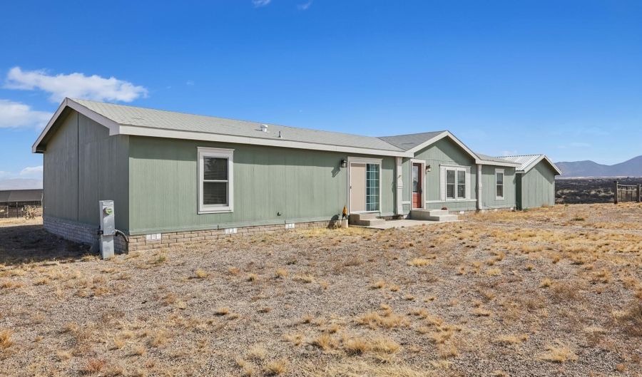 1005 N Tequila Trl, Benson, AZ 85602 - 3 Beds, 2 Bath