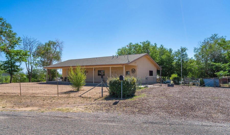 2049 N MARICOPA St, Chino Valley, AZ 86323 - 3 Beds, 2 Bath