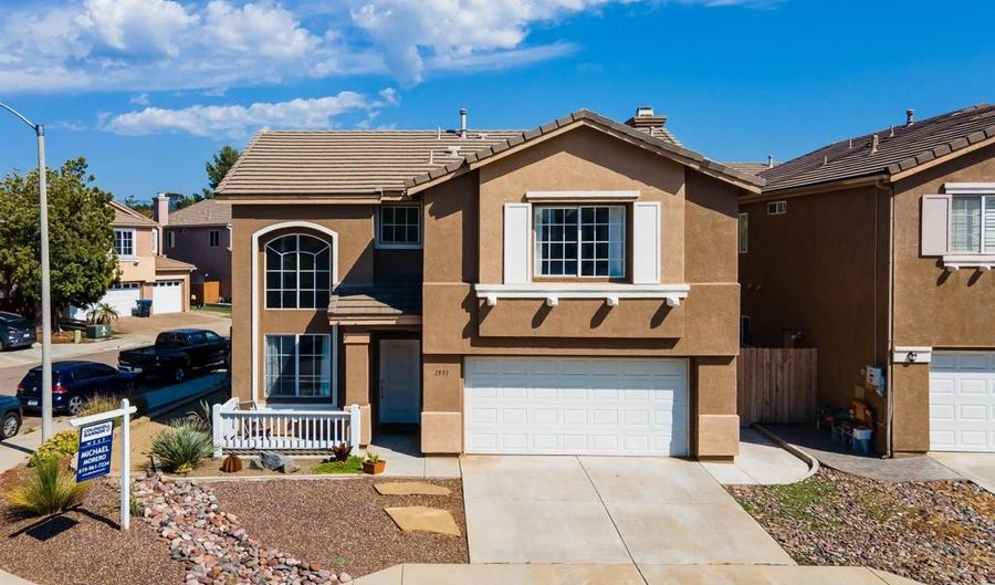 1551 River Dance Ct, Alpine, CA 91901 - 3 Beds, 3 Bath