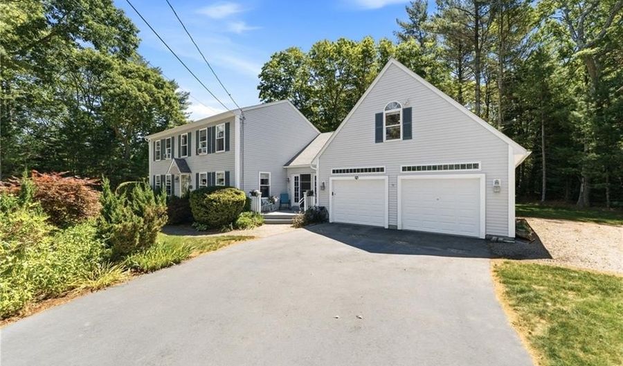 34 Crestwood Ln, Charlestown, RI 02813 - 3 Beds, 3 Bath