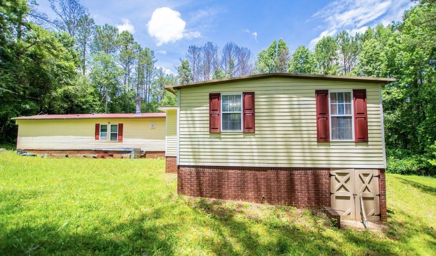 980 Dr King, Tallapoosa, GA 30176 - 3 Beds, 3 Bath