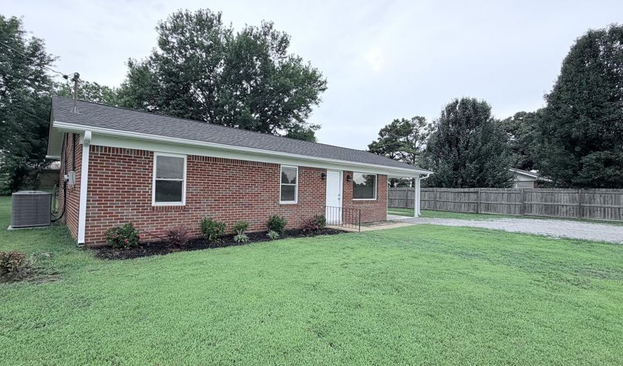 13125 Church St, Atwood, TN 38220 - 3 Beds, 1 Bath