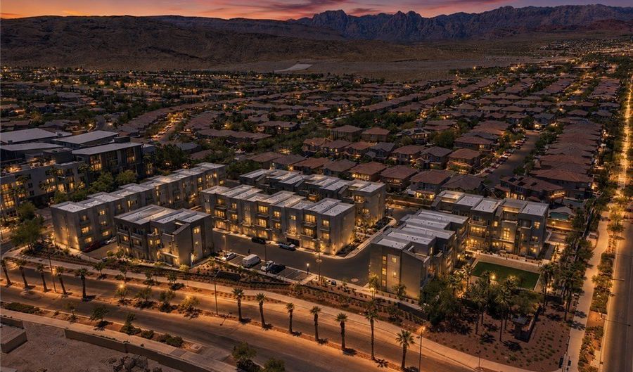 1124 Prospering Creek St, Las Vegas, NV 89135 - 3 Beds, 5 Bath