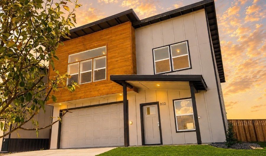 802 ACCOLADE Loop, Belgrade, MT 59714 - 4 Beds, 2 Bath