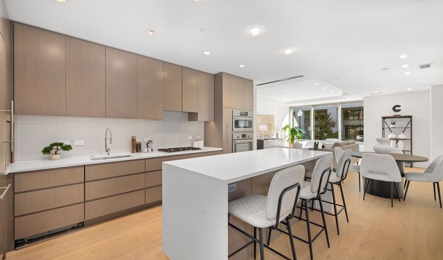 2501 M St NW T04, Washington, DC 20037 - 2 Beds, 3 Bath