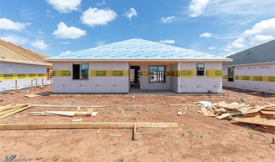 295 Showdown Rd Rd, Abilene, TX 79602 - 3 Beds, 2 Bath