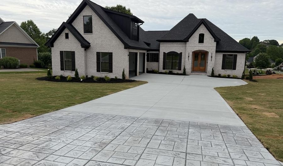 1004 Winmar Dr, Anderson, SC 29621 - 3 Beds, 4 Bath
