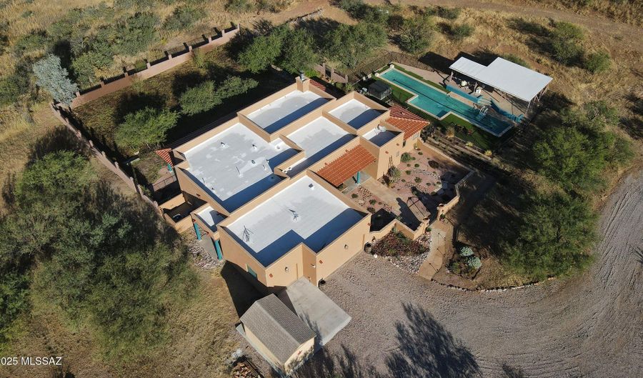 12800 W Arivaca Rd, Amado, AZ 85645 - 3 Beds, 3 Bath