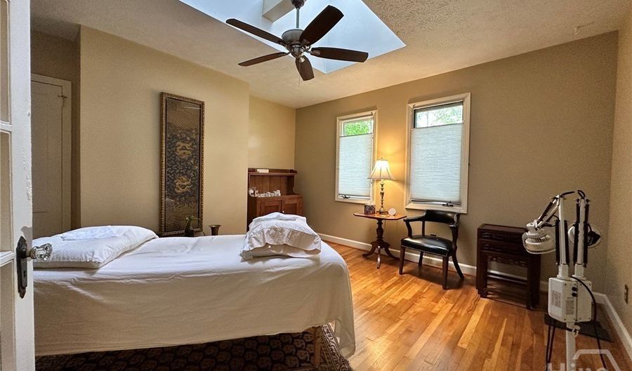 2080 Prince Ave, Athens, GA 30606 - 0 Beds, 3 Bath