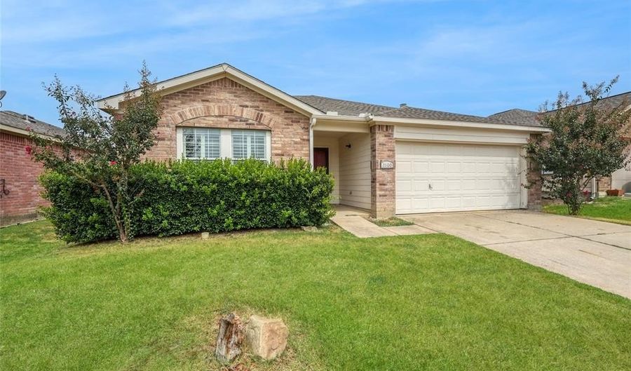 2100 Pine Knoll Way, Anna, TX 75409 - 3 Beds, 2 Bath