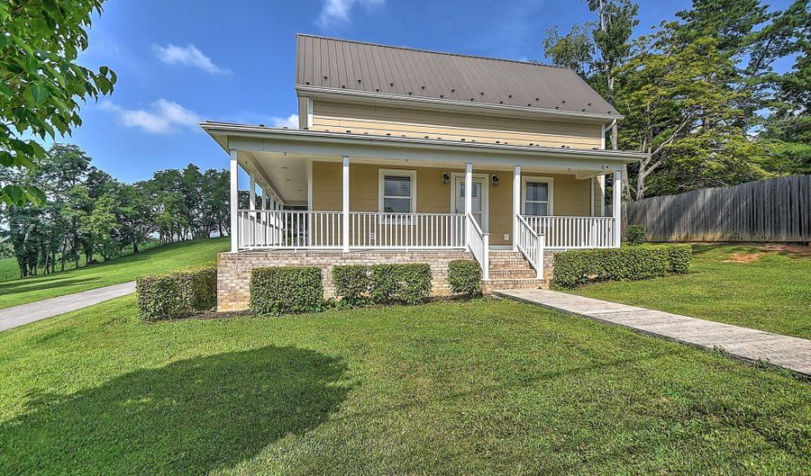 479 Deadmore SE St, Abingdon, VA 24210 - 3 Beds, 2 Bath