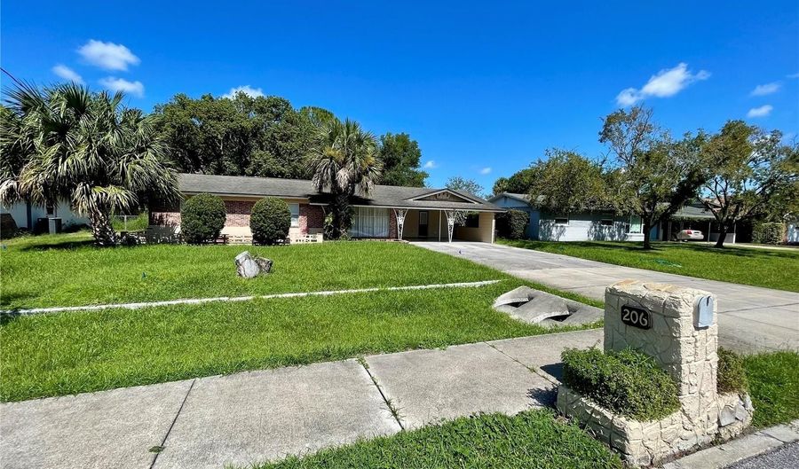 206 ROBIN Rd, Altamonte Springs, FL 32701 - 3 Beds, 3 Bath