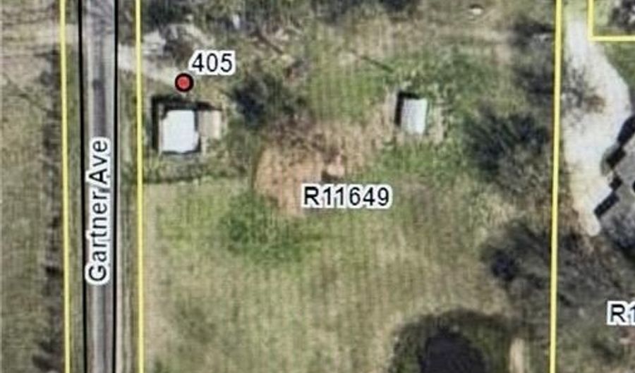 401 S Gartner Ave, Altamont, KS 67330 - 4 Beds, 1 Bath