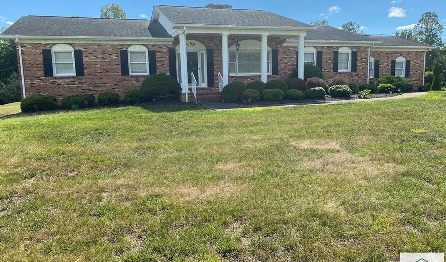 150 Irisburg Rd, Axton, VA 24054 - 4 Beds, 3 Bath