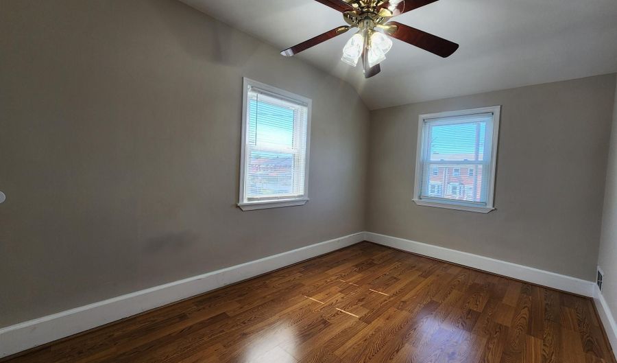 1925 EWALD Ave, Baltimore, MD 21222 - 3 Beds, 2 Bath