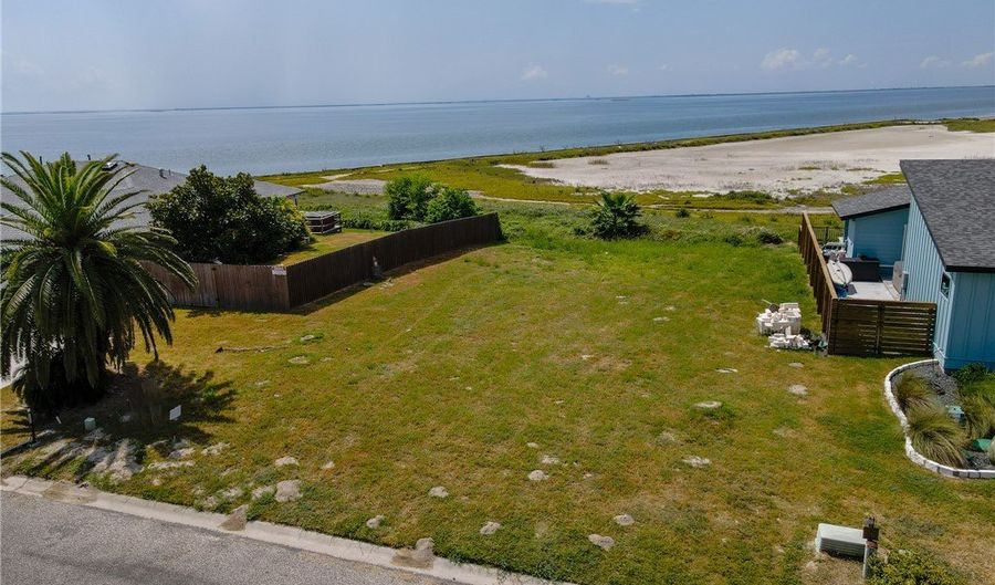 213 Bayview Dr, Aransas Pass, TX 78336 - 0 Beds, 0 Bath