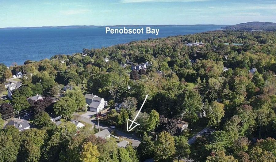 11 Durham St, Belfast, ME 04915 - 3 Beds, 3 Bath