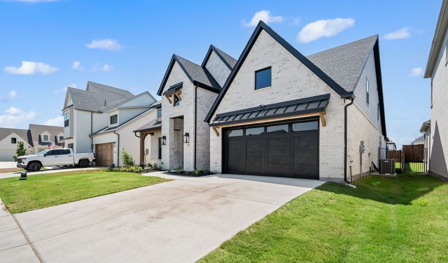 403 Kestrel Ct, Aledo, TX 76008 - 4 Beds, 4 Bath