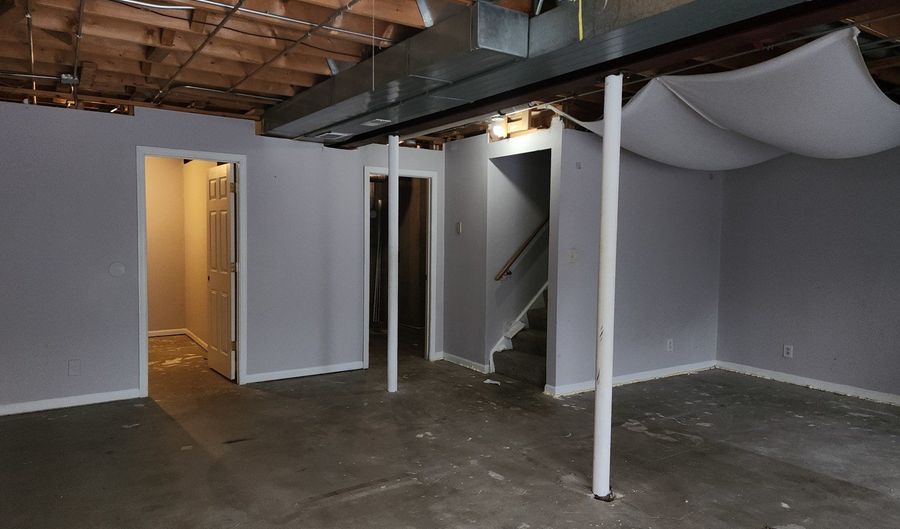 13 Brian Ct, Algonquin, IL 60102 - 2 Beds, 3 Bath