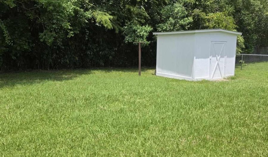 223 Mcrae St, Atmore, AL 36502 - 3 Beds, 2 Bath
